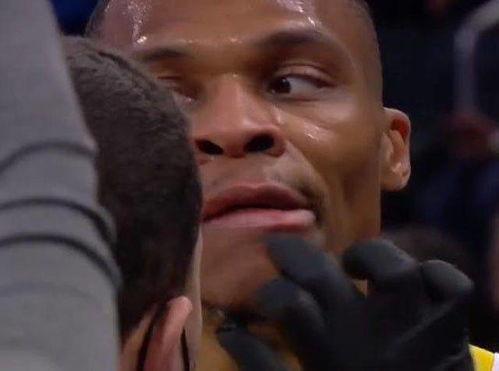 瓜哥带你吃瓜搞笑视频 明星黑料,明星黑料大揭秘，搞笑视频带你笑翻全场